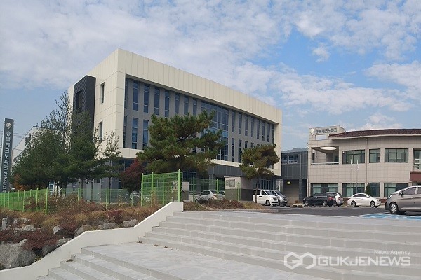 한방천연물센터 전경 .(사진제공=충북TP)