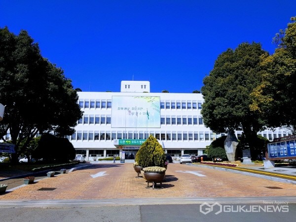 (사진제공=창녕군) 창녕군청 전경.(사진=홍성만 기자)