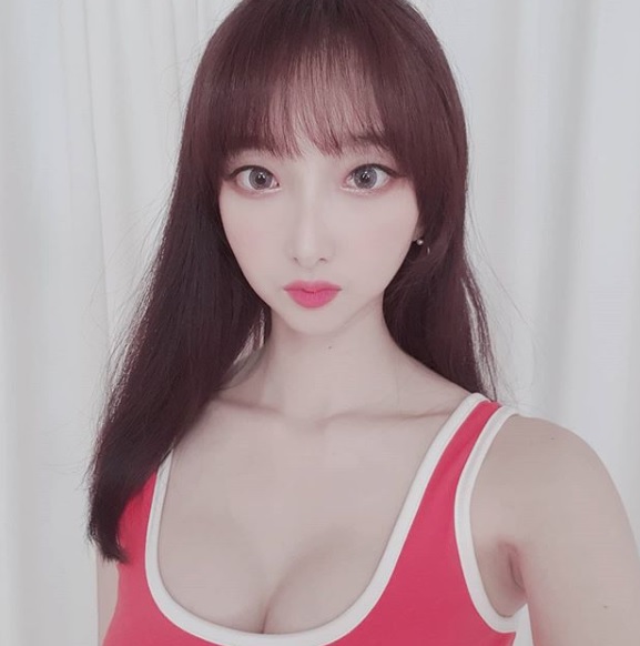 이다연 치어리더, 베이글의 정석...인형 같은 미모 < 종합 < 연예 < 기사본문 - 국제뉴스