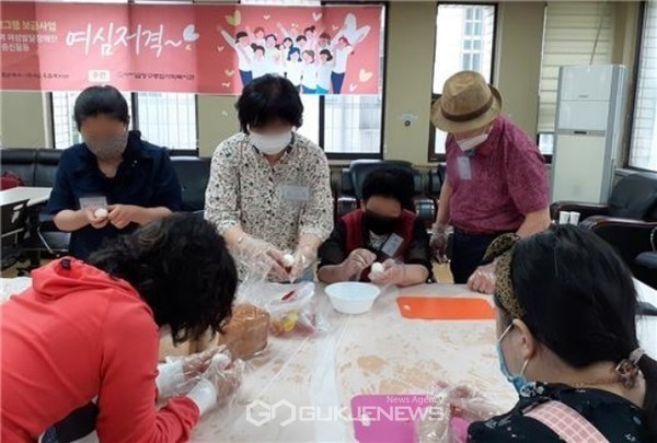 서2동 지사협 회원들, 매주 음식·화장품 만들기 등 동참