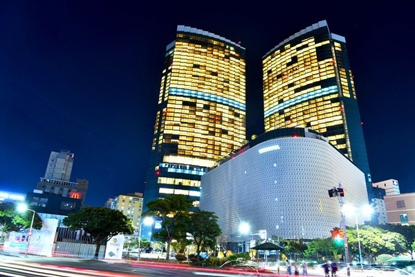 제주드림타워 복합리조트 야경.