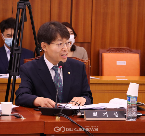 더불어민주당 최기상 의원(금천구)