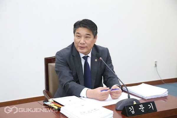 부산시의회 기획재경위원회 김문기 의원(더불어민주당, 동래구3)