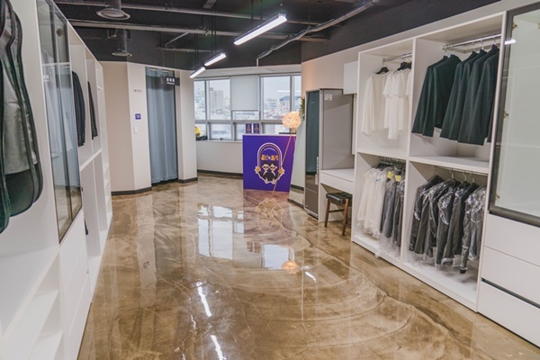 제주청년센터가 추진중에 있는 제주청년 면접정장 대여사업 : 청년의 품격