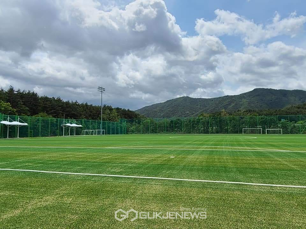 ì†ì´ˆì‹œ ì¢…í•©ê²½ê¸°ìž¥ ì¶•êµ¬ìž¥ ì•¼êµ¬ìž¥ ì¸ì¡°ìž