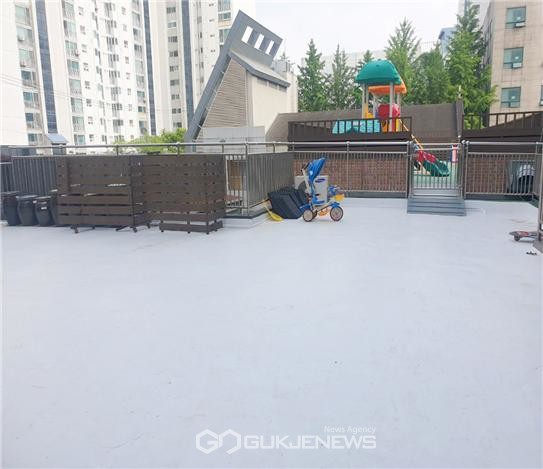 남서울어린이집 옥상 쿨루프 전경
