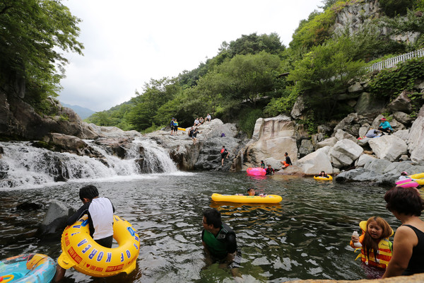 산청 중산리 계곡 여름 자료사진