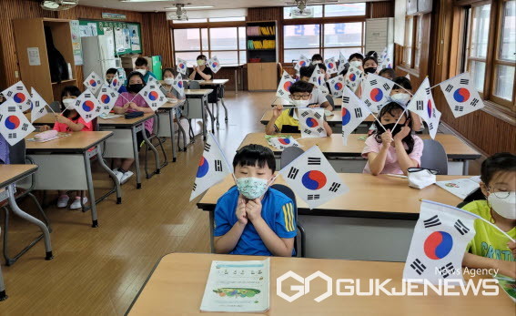 전북 지역의 한 초등학교에서 강의가 진행됐다.(사진=선도문화연구원)