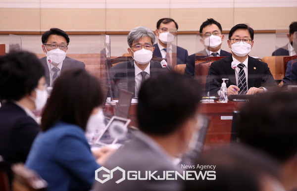 법사위, 대법원(법원행정처)ㆍ사법연수원 등에 대한 국정감사 실시