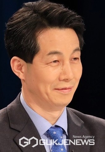 국회 외교통일위원회 윤건영 의원(더불어민주당, 구로구을)