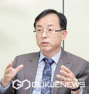 국회 산업통상자원중소벤처기업위원회 더불어민주당 김경만 의원(비례대표)