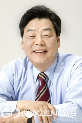 가세로 충남 태안군수