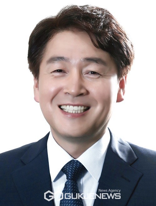 국회 국방위원회 더불어민주당 간사 국회의원 기동민