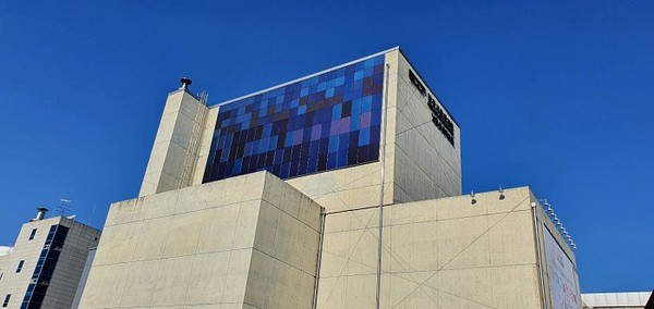 (사진제공=옥토끼이미징) 옥토끼이미징 솔라리안 ‘건물일체형 태양광모듈 BIPV, 2022 코리아빌드 위크(Korea Build Week 2022) 전시