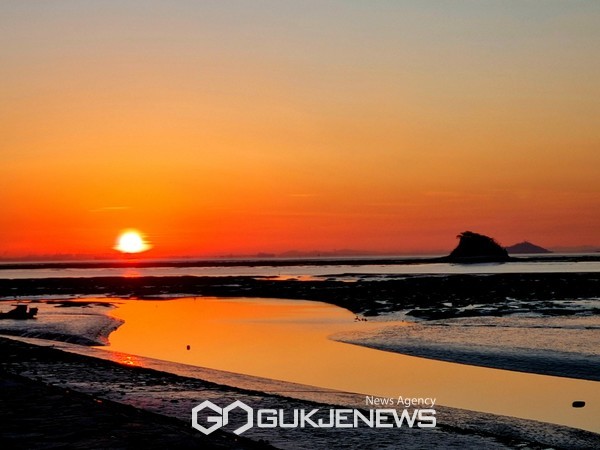 인천영종도 일출(사진 제공 이지애)