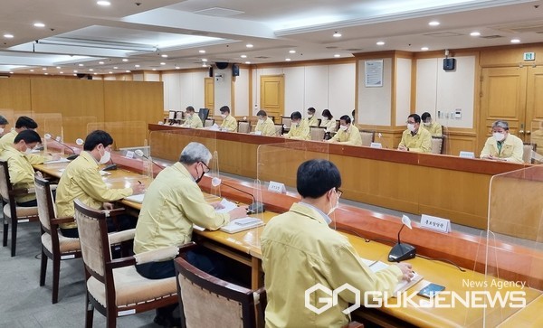 가뭄 대책 마련 회의 모습(사진=충주시)