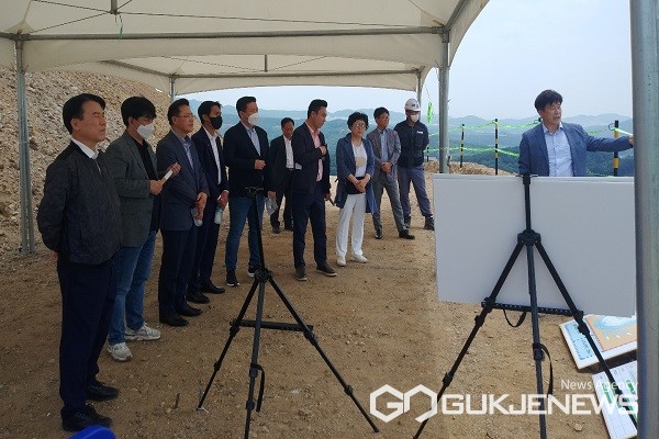 산업경제분과 현장 방문 모습.(제공=청주시장직 인수위원회)