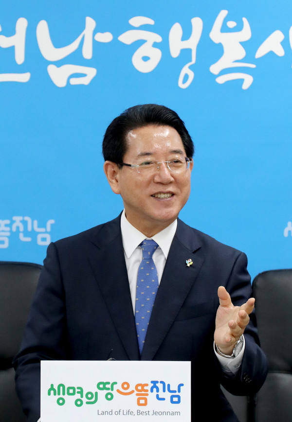                                                             김영록 전남도지사