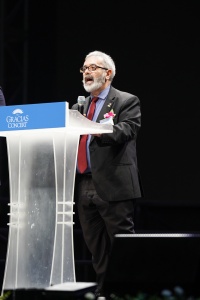 IYF 월드캠프 폐막식 축사를 하고 있는 파라과이 교육과학부 차관/제공=국제청소년연합(IYF)