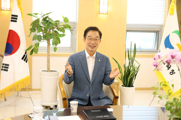 지난 7일 재선에 성공한 임종식 경북교육감을 만나 그의 경북교육 방향에 대해 자세히 들어봤다. (사진 = 강동진 기자)