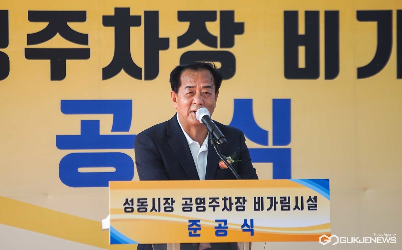 (사진=김진태 기자) 박승직 경북도의회 건설소방위원장, 명품전통시장 되도록 지원 아끼지 않을 터