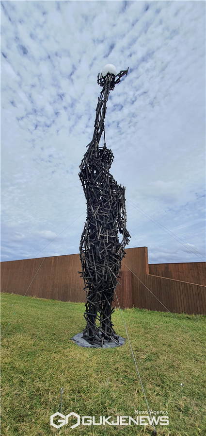 한라인(漢拏人) / The Man Who Catches The Stars