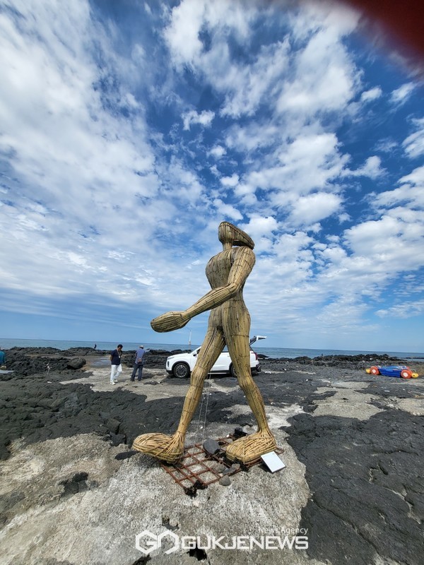 김창환 작가의 걷다 / Walk.[사진=문서현 기자]