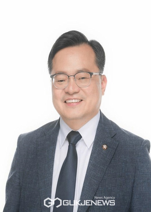 국회 산업통상자원벤처기업위원회 더불어민주당 이동주 의원