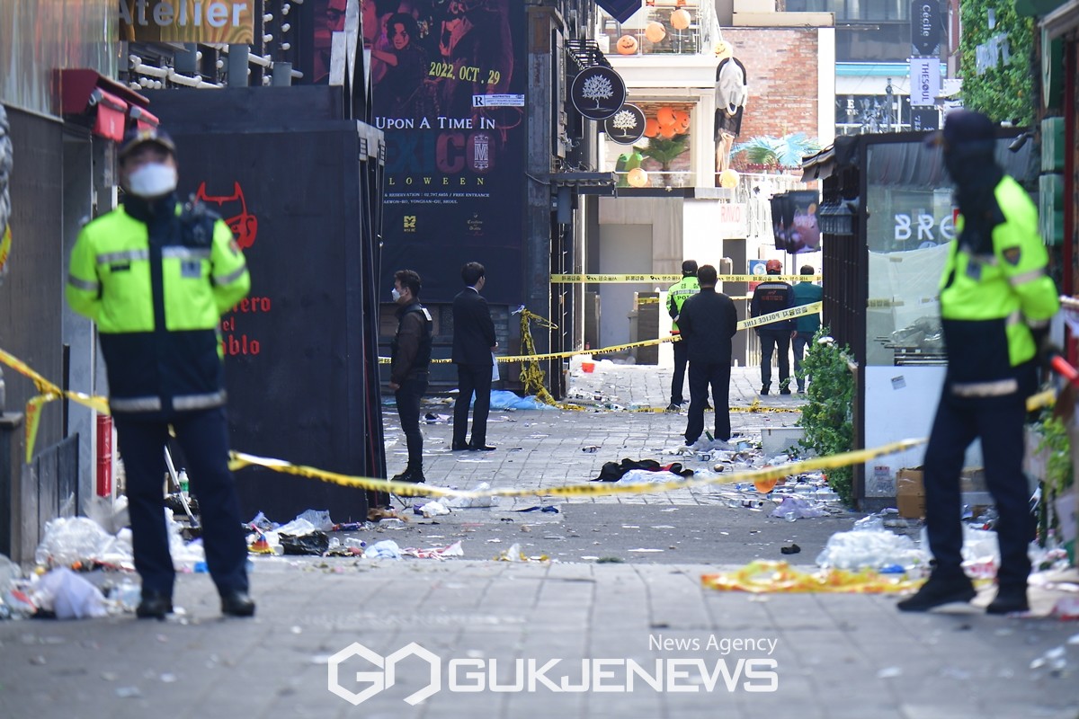 이태원 할로윈 앞두고 압사 참사 발생한 현장 < 포토뉴스 < 포토 < 기사본문 - 국제뉴스