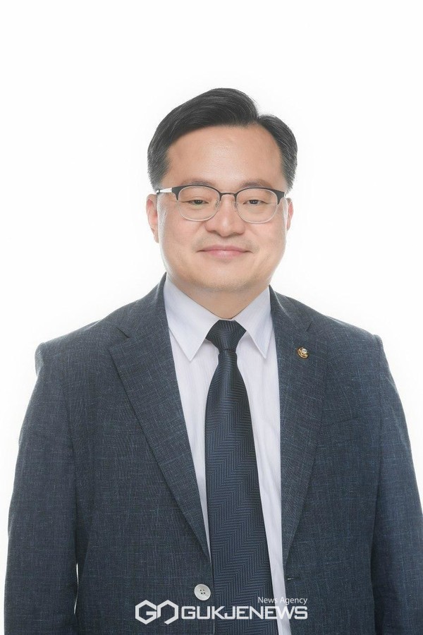 국회 산업통상중소벤처기업위원회 더불어민주당 이동주 의원