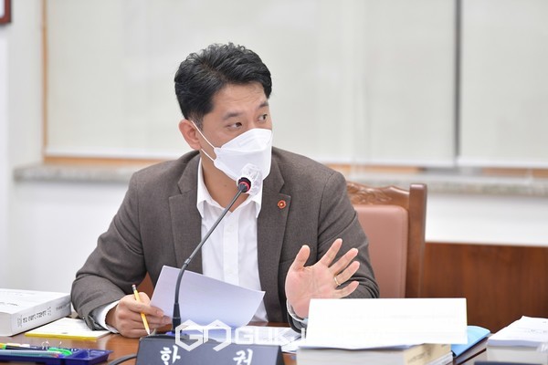 더불어민주당 한권 의원.