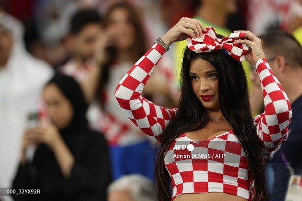 크로아티아 축구 대표팀을 응원하는 팬 사진/AFP