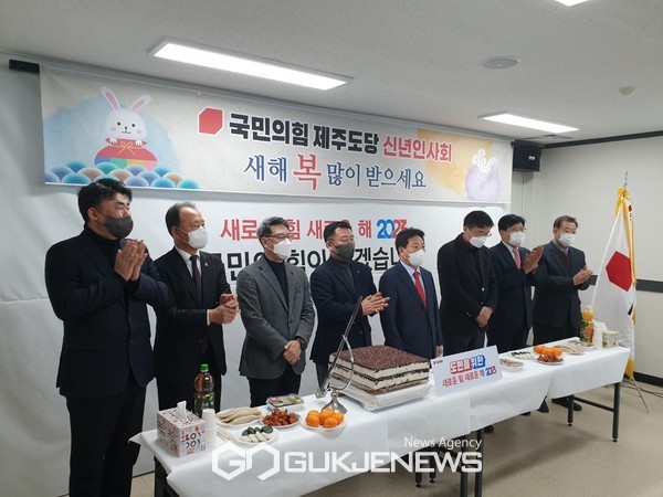 허용진 위원장은 신년사를 통해 "새해에는 견제와 감시를 넘어 도민들의 민생경제를 빠른 시일 내에 회복시키면서 제주의 미래 가치를 높이기 위한 올바른 대안을 제시하겠다”고 강조했다.[사진=문서현 기자]