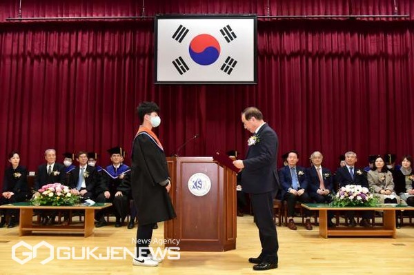 KAIST 부설 한국과학영재학교 졸업식 모습/제공=부산교육청