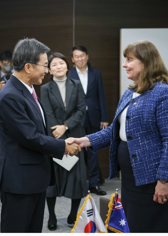 김동연 판 '더 나은 재건'…100조 타임스케줄 작동
