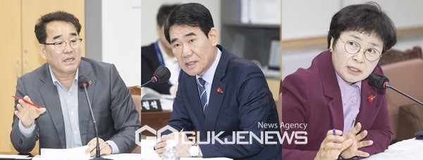 제주도의회 농수축경제위원회가 28일 제413회 임시회를 속개, 제주도 해양수산국 등으로부터 ‘2023년도 주요 업무 보고’를 받은 가운데 더불어민주당 소속 김승준 의원과, 박호형 의원, 강성의 의원이 질의하고 있다.[사진=제주도의회 제공]