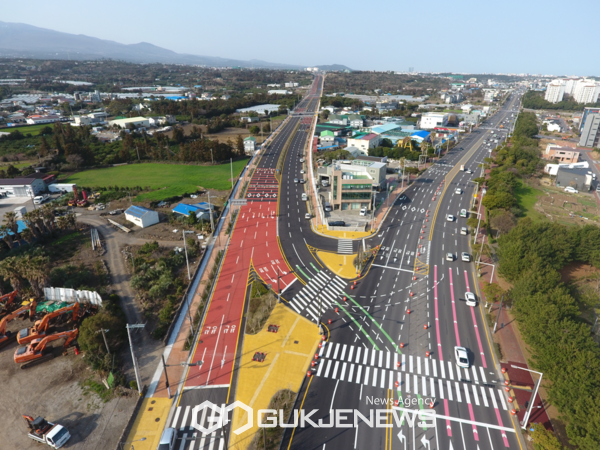 7일 제주시에 따르면 연북로 미개통 구간인 번영로에서 도련사거리 서측까지 도로개설이 완료돼 8일부터 완전 개통한다고 밝혔다[사진=제주시청]