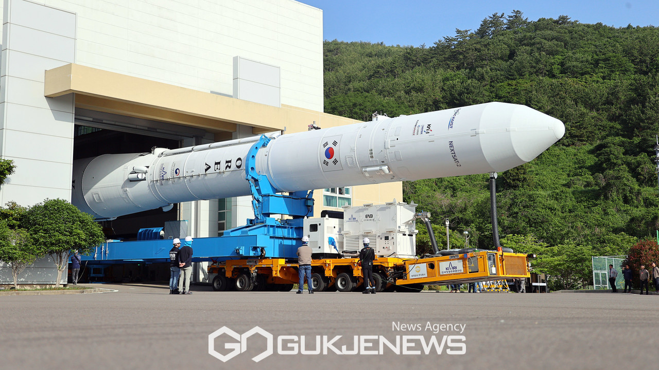  한국형 발사체 누리호(KSLV-II)가 3차 발사를 앞두고 있다.(한국항공우주연구원 제공)