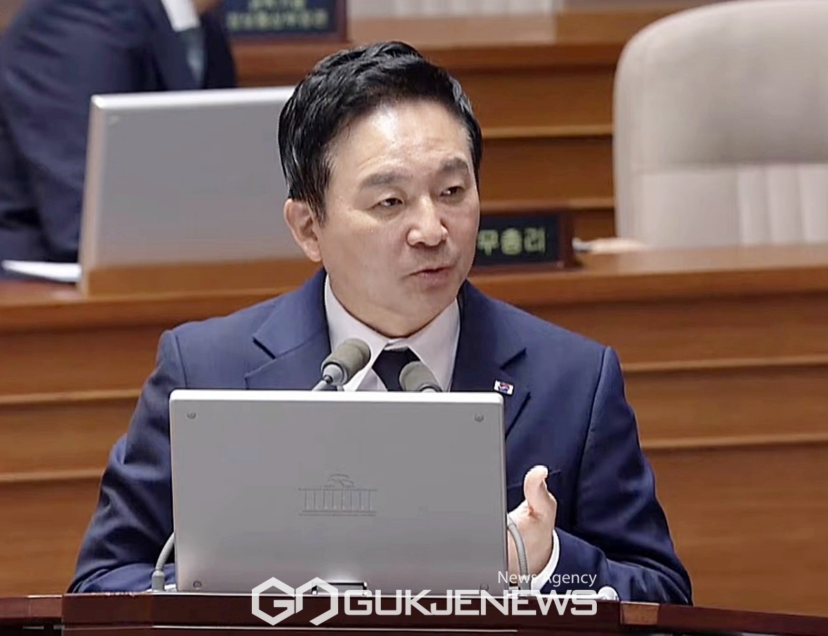 ▲원희룡 국토교통부장관은 13일 오후 국회 본회의 경제분야 대정부질문에서 전세제도의 문제점 등을 지적하고 있다./사진=이용우 기자