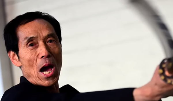 노인검객 심상섭 씨(사진=유튜브 채널 '실시간 핫이슈' 영상 캡쳐)