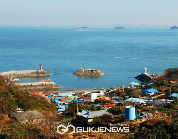 아름다운 야생화를 보며 휴식할 수 있는 섬 '풍도'