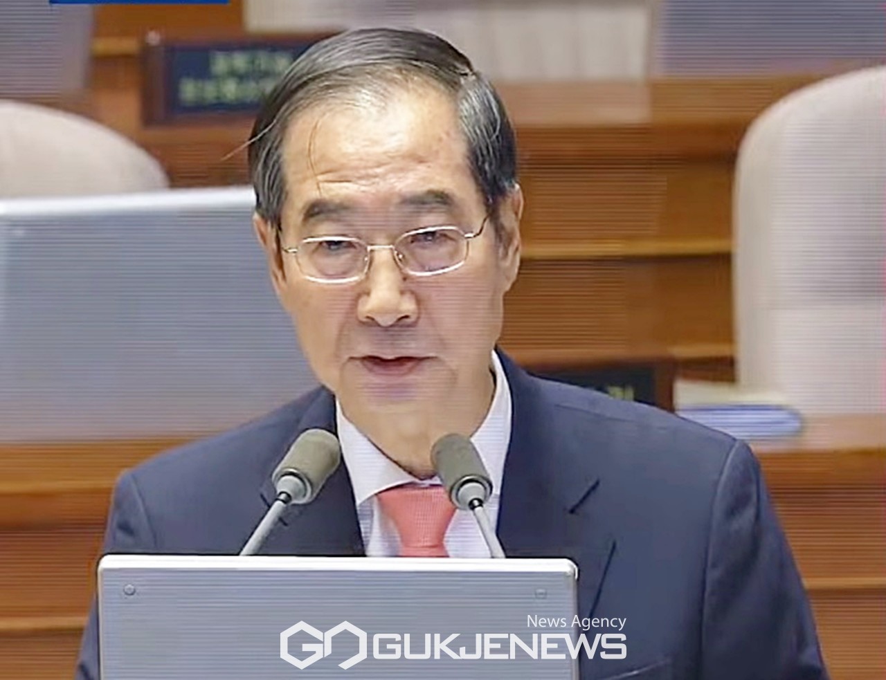 ▲한덕수 국무총리는 5일 오후 국회 본회의 정치분야 대정부질문에서 여야 의원들의 질문에 답변하고 있다./사진=이용우 기자