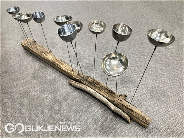 부산환경공단 자원순환협력센터에서 열리는 'From Musical Instrument' 전시 작품, 가치예술협동조합 작가 참여)/제공=부산환경공단