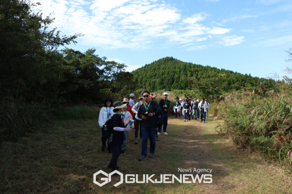 제주도 세계자연유산을 소재로 한 2023 세계유산축전이 3일부터 8일까지 6일간 거문오름용암동굴계와 성산일출봉 일대에서 개최됐다.[사진=세계자연유산축전 사무국]