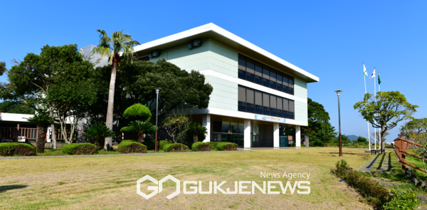 제주시 우당도서관은 시민들의 지속적인 독서 활동 지원을 위해 실시한 2023 전국민 독서마라톤 대회가 성황리 마무리됐다.[사진=국제뉴스 제주본부 DB]