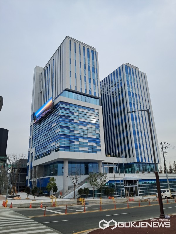 (사진제공=김해시)  김해시 차량등록사업소가 12월 4일부터 업무를 보게 되는 김해시청 제2청사.