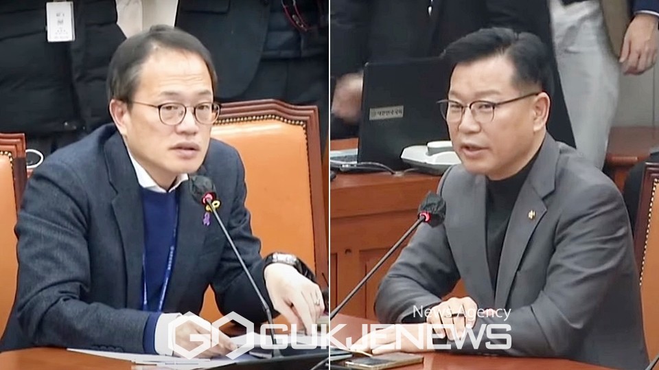 ▲6일 오전 국회 운영위원회가 더불어민주당 의원들의 개의 요구로 회의가 열린 가운데 박주민 민주당 간사와 이양수 국민의힘 간사 간 회의 개의에 대한 입장을 밝히고 있다./사진=원명국 기자