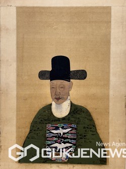 안표 초상화(보존처리 후)