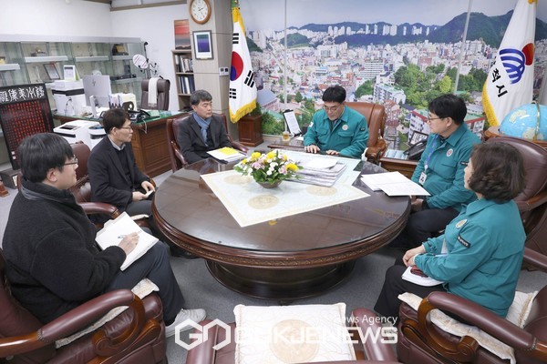 사진=박상수시장,재난관리 현장평가단방문 평가 인터뷰 진행/시제공