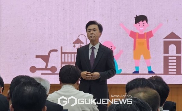 김태흠 지사 ‘충남형 풀케어 돌봄정책’ 발표(사진/충남도청)